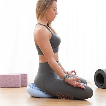 méditation sur tapis pilates