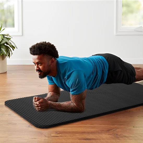 planche sur tapis de sport